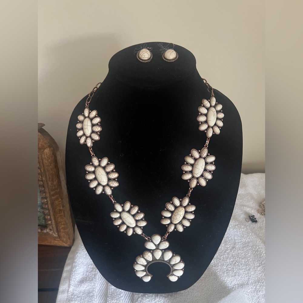 Necklace and Earring Set